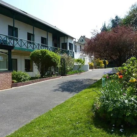 Garden Holiday home